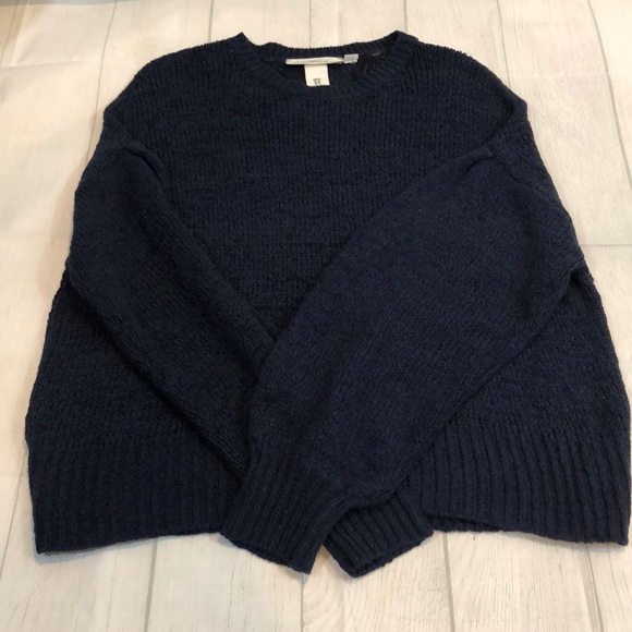 H&M Sweaters - H&M Oversized Cropped Sweater SZ XS